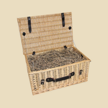 Load image into Gallery viewer, Lakeland Hampers Large Wicker Hamper