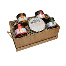 Load image into Gallery viewer, Small Christmas Hamper No.2